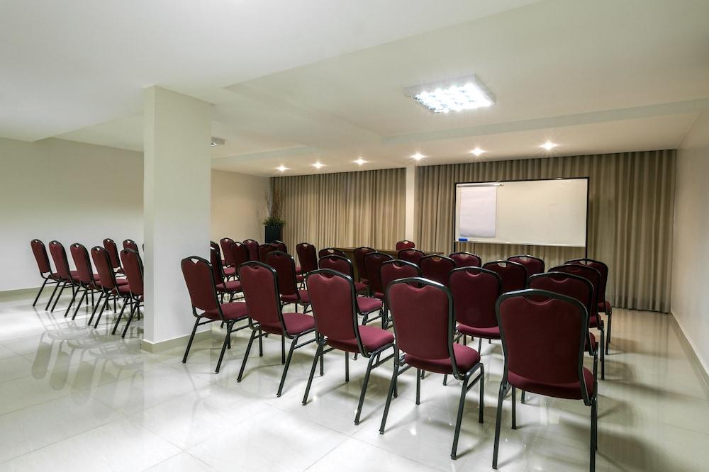 Sia Park Executive Hotel Candangolandia Exterior foto